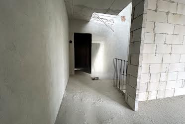 1830381588675679