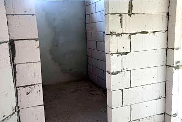 1835903856373680