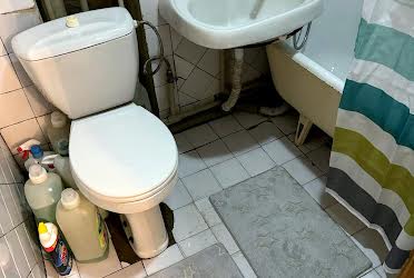 1832656757710688