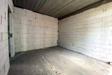 1835096296231689