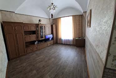 1835078214450691