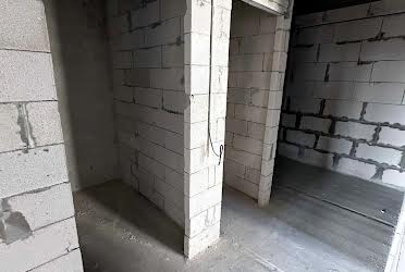 1824845696706692