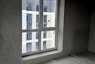 1832629068675700