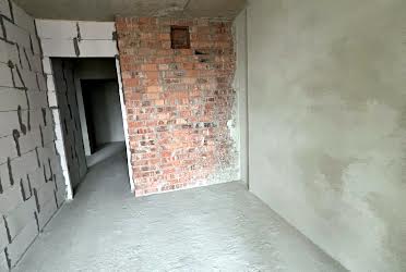 1817413835942702