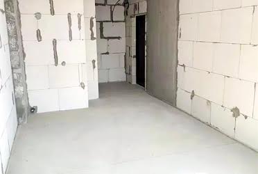 1826020371736702