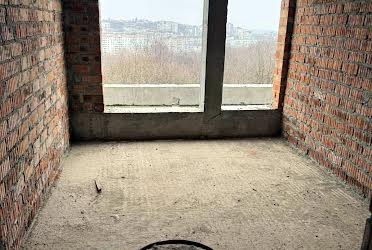 1825750913882706