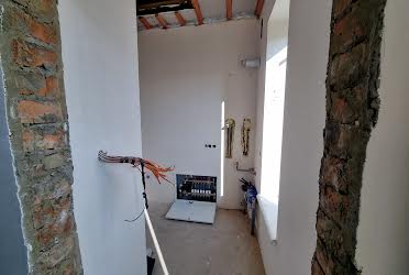 1824754680072708