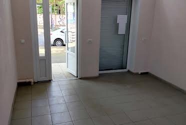 1833882115412712