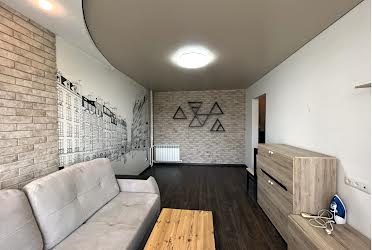 1837084517371712