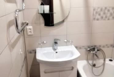 1835067772972714