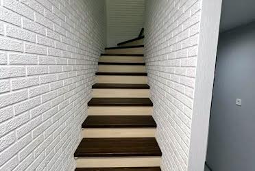 1835527379924717