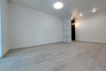 1831363958423720