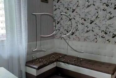 1832633713079721
