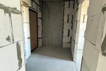 1831275615049724