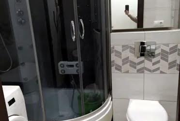 1834626417792728