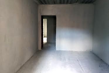 1835484970565729