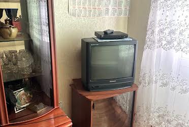 1834637645735734