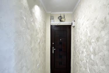 1828200794871737