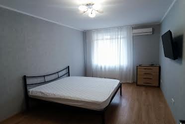 1836158796850756