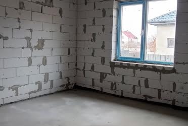 1827204619743757