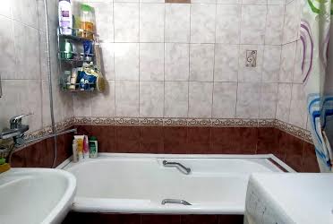 1831627418084762