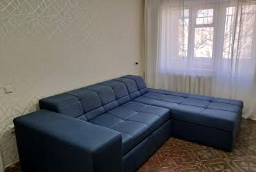 1827389275658771