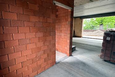 1835179219344771