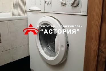 1832629599040777