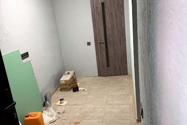 1835348164761779
