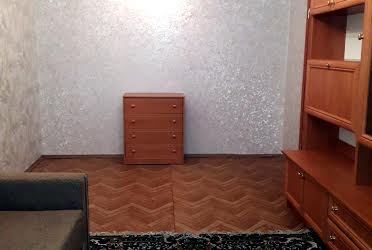 1835794163401779