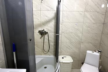 1836890078355779