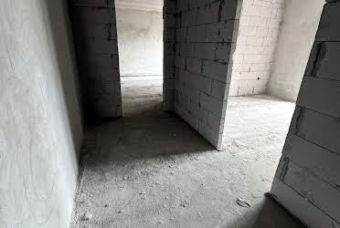1835805964564079