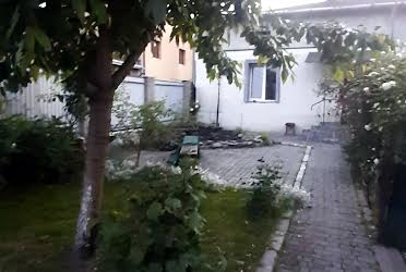 1835711003993792