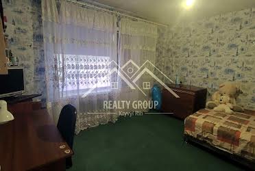 1835814396534797