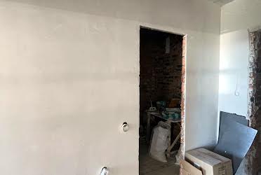 1833187676389811