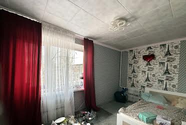 1828051905042813