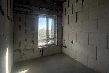 1831456219831818