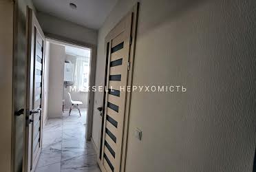 1831233909116845