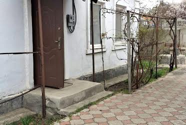 1831483279048852