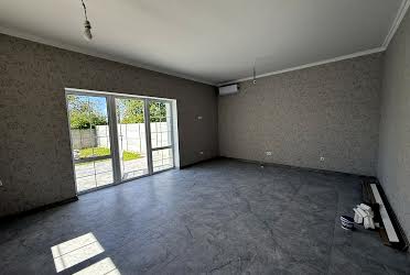 1832627629358852