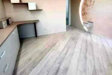 1829472793992855
