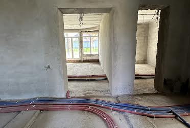 1833189211322086