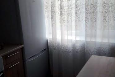 1834561963748863
