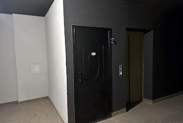 1830635090325087