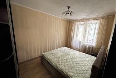1834745717317889