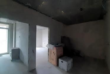 1831389132109891