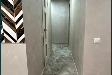 1835204742996899