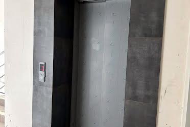 1804002151463090