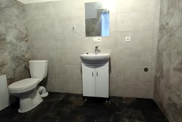 1813955114389902