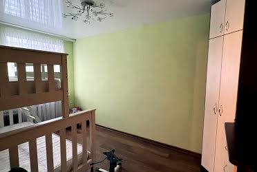1835246175906907